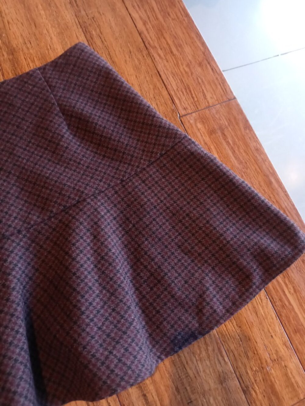 UNIQLO flare skort wool blend in dark brown checked (XS) - Picture 16 of 16
